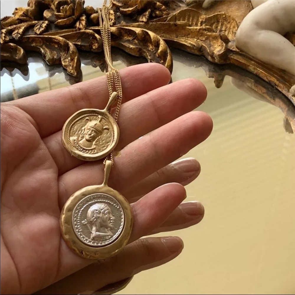 Coin Pendant Vintage Double Chain Layered Necklace - Picture 5 of 5